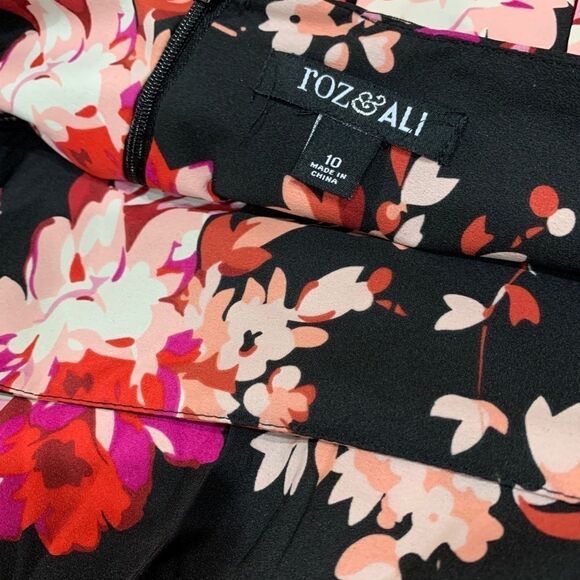NEW Roz & Ali Pleated Skirt Black & Floral Sz 10 - Picture 7 of 9